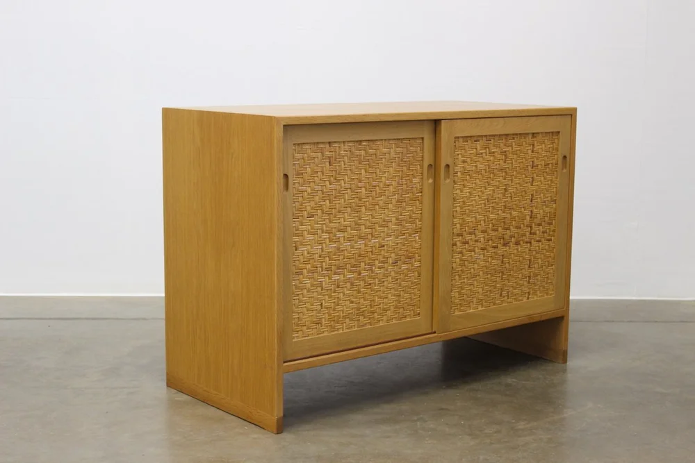 Hans.J.Wegner RY Mobler DENMARK キャビネット System cabinet / Hans J Wegner – FILM
